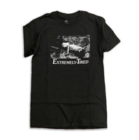 Extremely-Tired: T-shirt (Unisex)